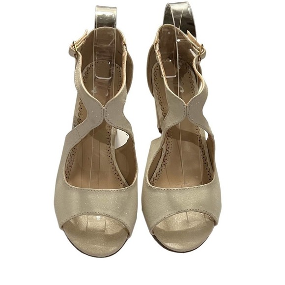 Journey Collection Sandals - Picture 1 of 5